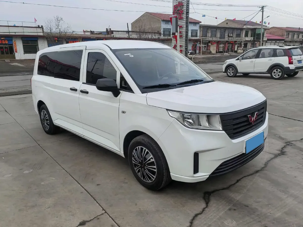 2022 WuLing ZhengChen 2.0L 136HP L4 6MT,autocango,china used car exporter,china ev exporter,chinese used car exporter,chinese used ev exporter