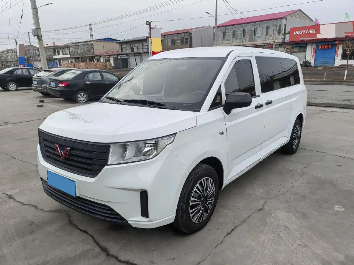 2022 WuLing ZhengChen 2.0L 136HP L4 6MT,autocango,china used car exporter,china ev exporter,chinese used car exporter,chinese used ev exporter