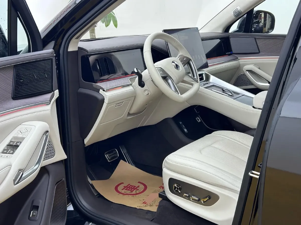 2026 Denza DenzaN9 2.0T 207HP L4 E-CVT PHEV,autocango,china used car exporter,china ev exporter,chinese used car exporter,chinese used ev exporter