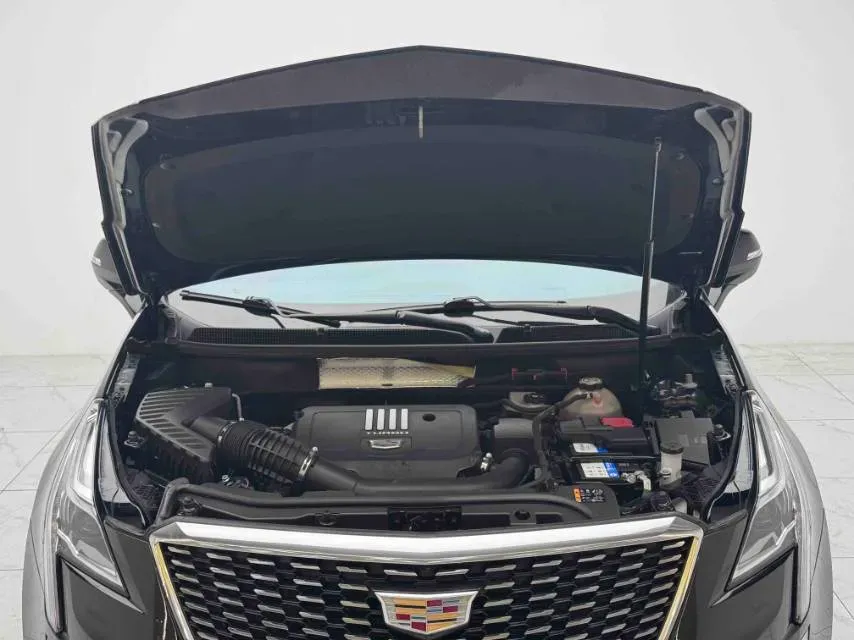 2022 Cadillac XT5 2.0T 237HP L4 9AT,autocango,china used car exporter,china ev exporter,chinese used car exporter,chinese used ev exporter