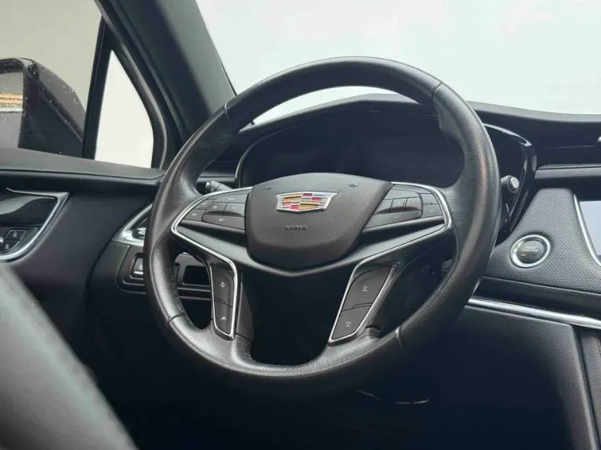 2022 Cadillac XT5 2.0T 237HP L4 9AT,autocango,china used car exporter,china ev exporter,chinese used car exporter,chinese used ev exporter