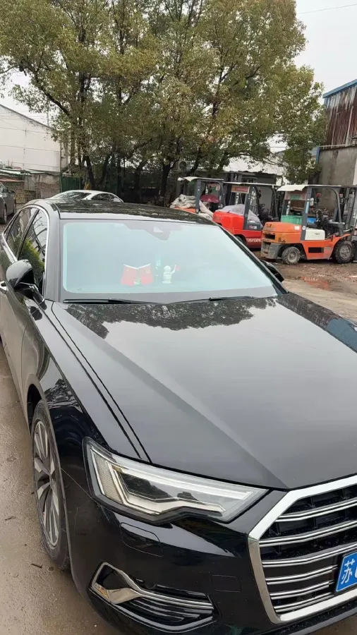 2024 Audi A6L 2.0T 245HP L4 7DCT,autocango,china used car exporter,china ev exporter,chinese used car exporter,chinese used ev exporter