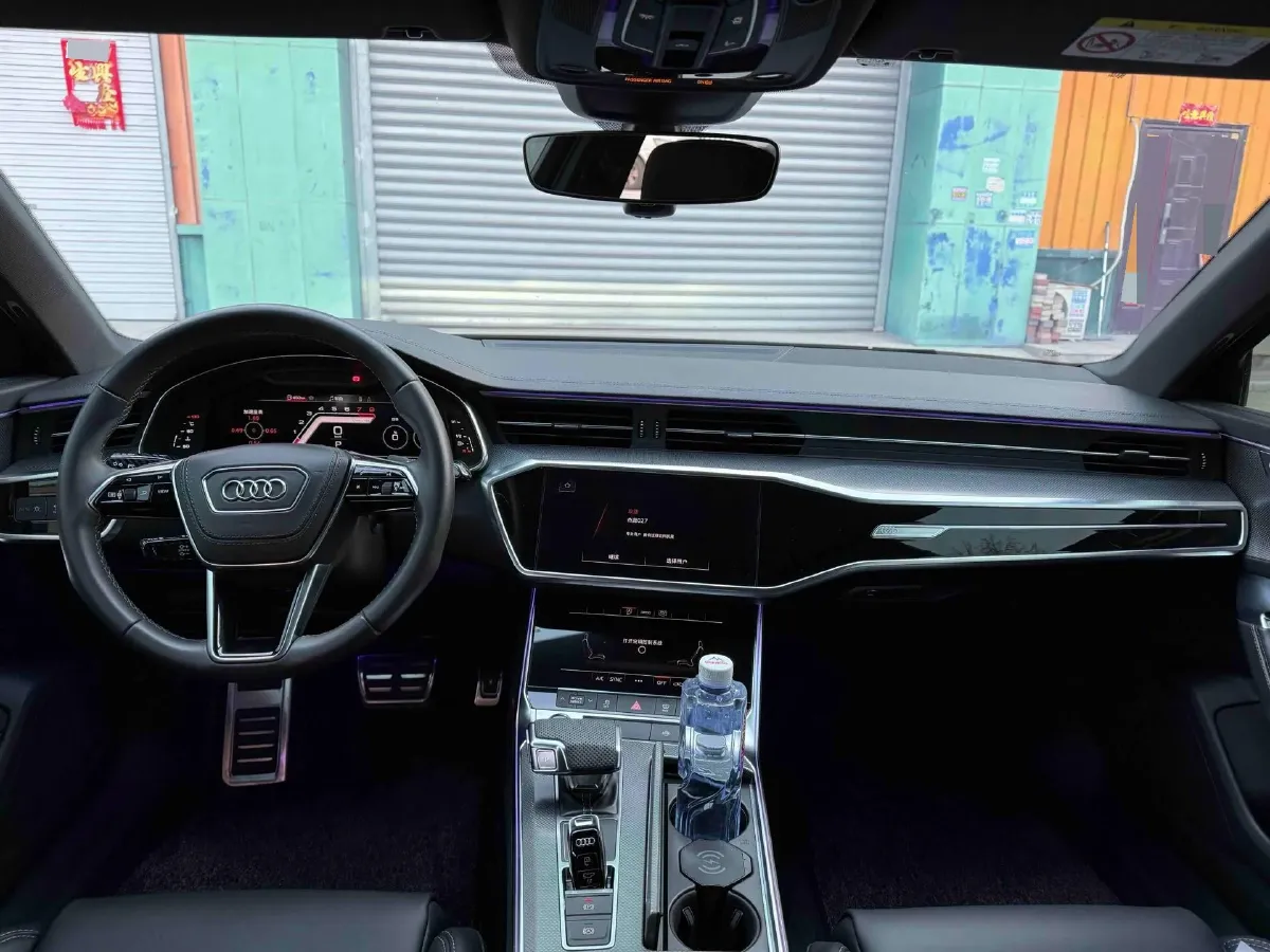 2021 Audi A6L 2.0T 190HP L4 7DCT,autocango,china used car exporter,china ev exporter,chinese used car exporter,chinese used ev exporter