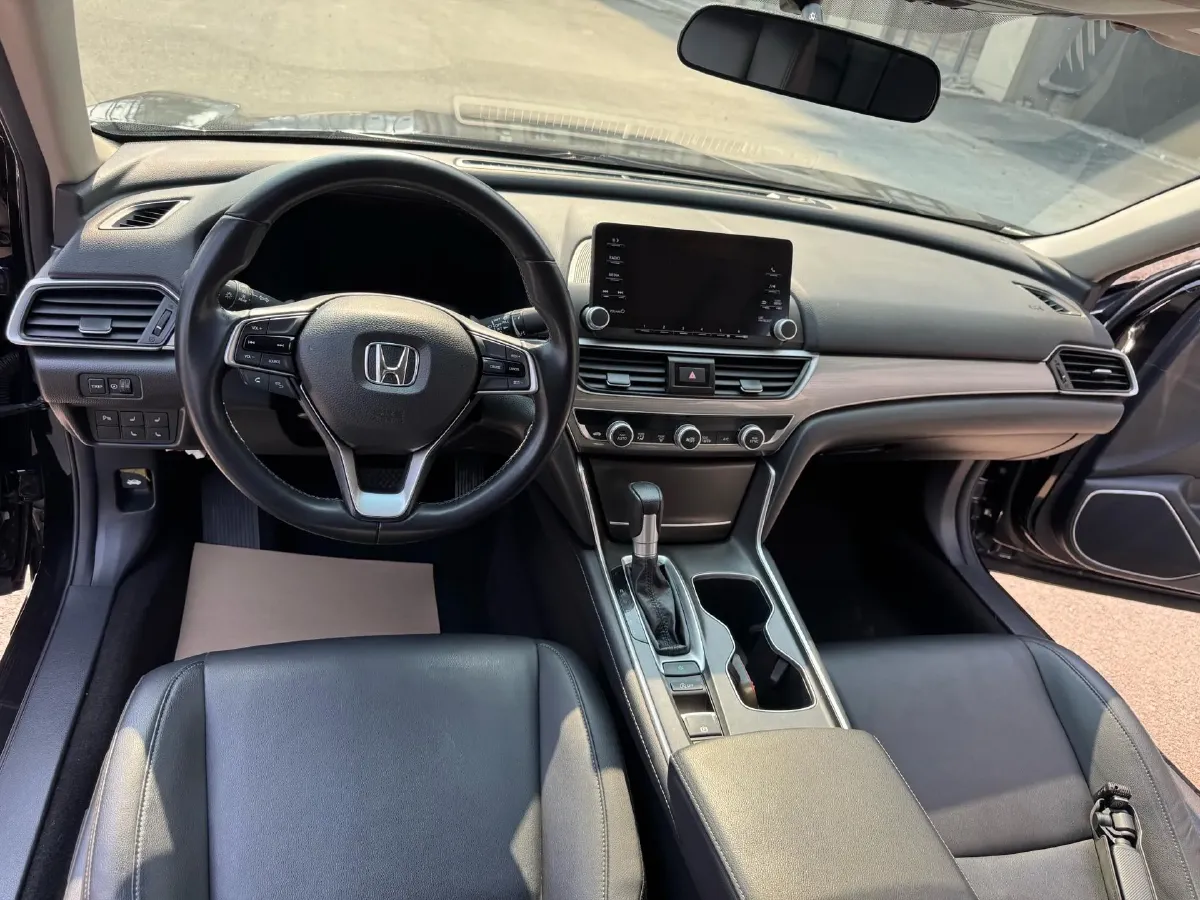 2018 Honda Accord 1.5T 194HP L4 CVT,autocango,china used car exporter,china ev exporter,chinese used car exporter,chinese used ev exporter