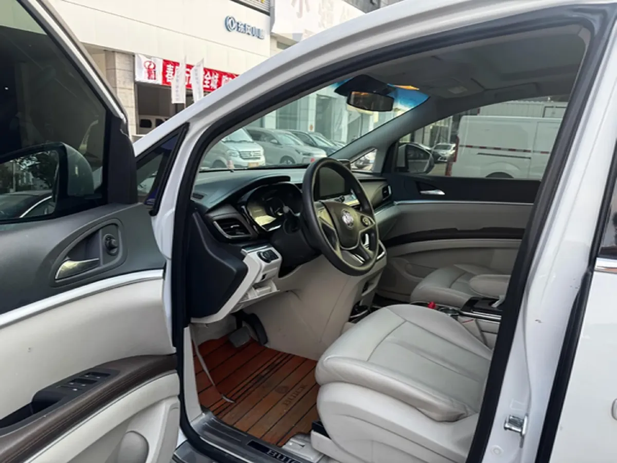 2021 Buick GL8 2.0T 237HP L4 9AT,autocango,china used car exporter,china ev exporter,chinese used car exporter,chinese used ev exporter