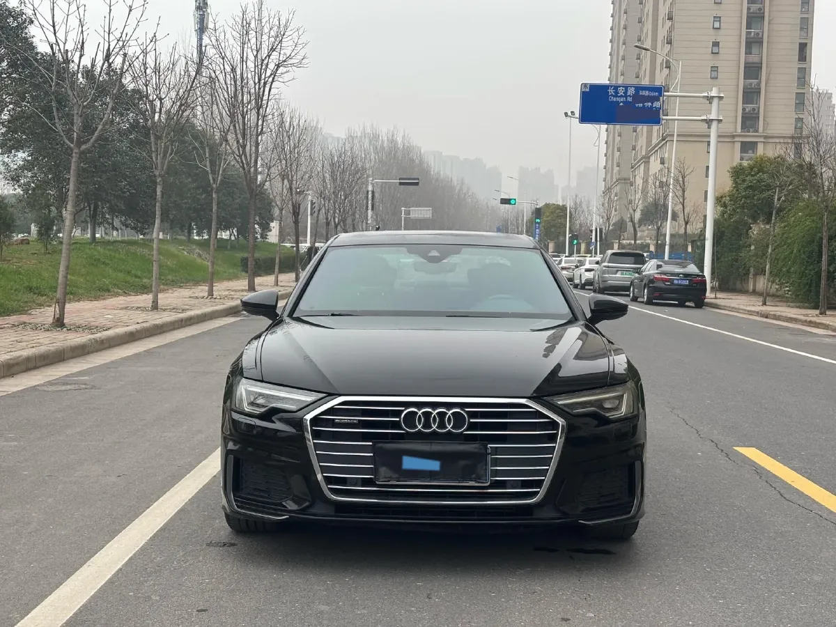 2020 Audi A6L 2.0T 224HP L4 7DCT,autocango,china used car exporter,china ev exporter,chinese used car exporter,chinese used ev exporter