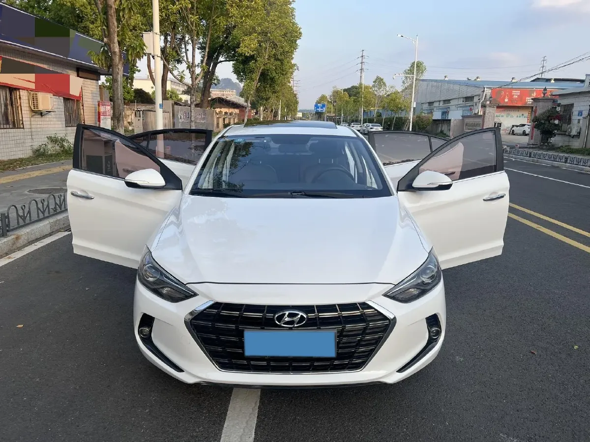 2019 Hyundai Elantra 1.5L 115HP L4 CVT,autocango,china used car exporter,china ev exporter,chinese used car exporter,chinese used ev exporter