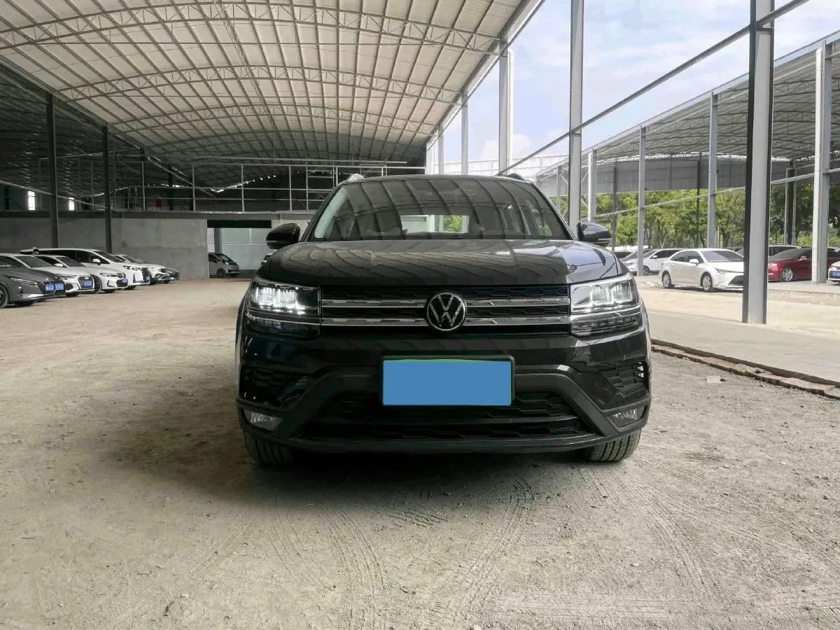 2022 Ford Transit 2.0T 202HP L4 6AT,autocango,china used car exporter,china ev exporter,chinese used car exporter,chinese used ev exporter