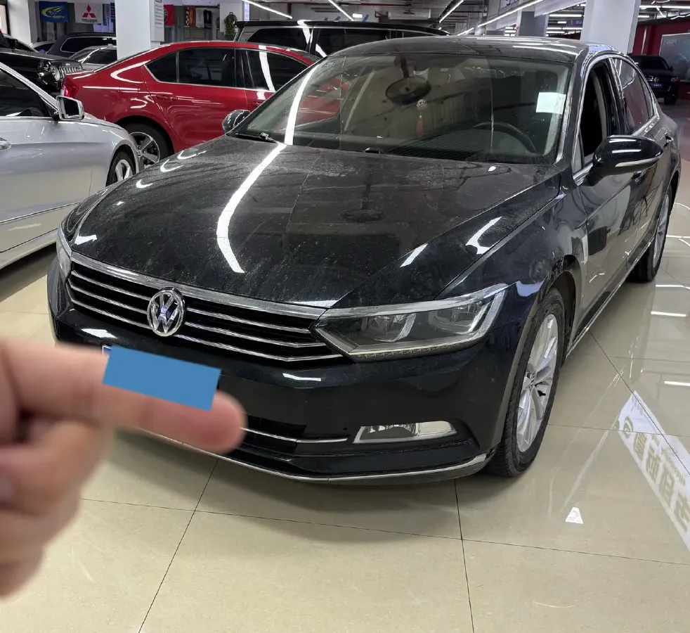 2019 Volkswagen Magotan 2.0T 186HP L4 7DCT,autocango,china used car exporter,china ev exporter,chinese used car exporter,chinese used ev exporter