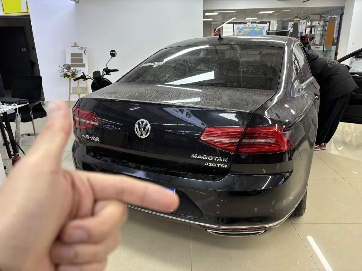 2019 Volkswagen Magotan 2.0T 186HP L4 7DCT,autocango,china used car exporter,china ev exporter,chinese used car exporter,chinese used ev exporter