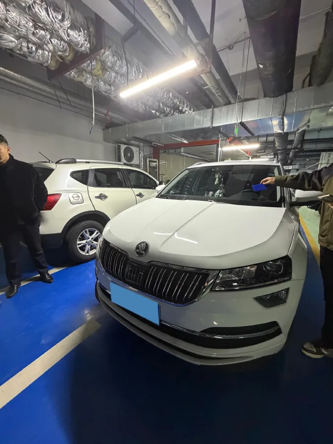 2025 Skoda Karoq 1.4T 150HP L4 7DCT,autocango,china used car exporter,china ev exporter,chinese used car exporter,chinese used ev exporter