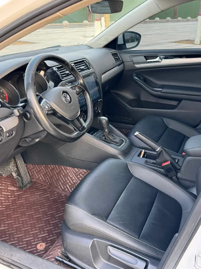 2018 Volkswagen Sagitar 1.2T 110HP L4 7DCT,autocango,china used car exporter,china ev exporter,chinese used car exporter,chinese used ev exporter