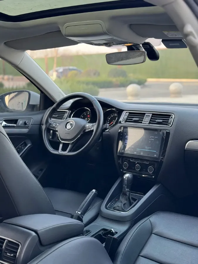 2018 Volkswagen Sagitar 1.2T 110HP L4 7DCT,autocango,china used car exporter,china ev exporter,chinese used car exporter,chinese used ev exporter