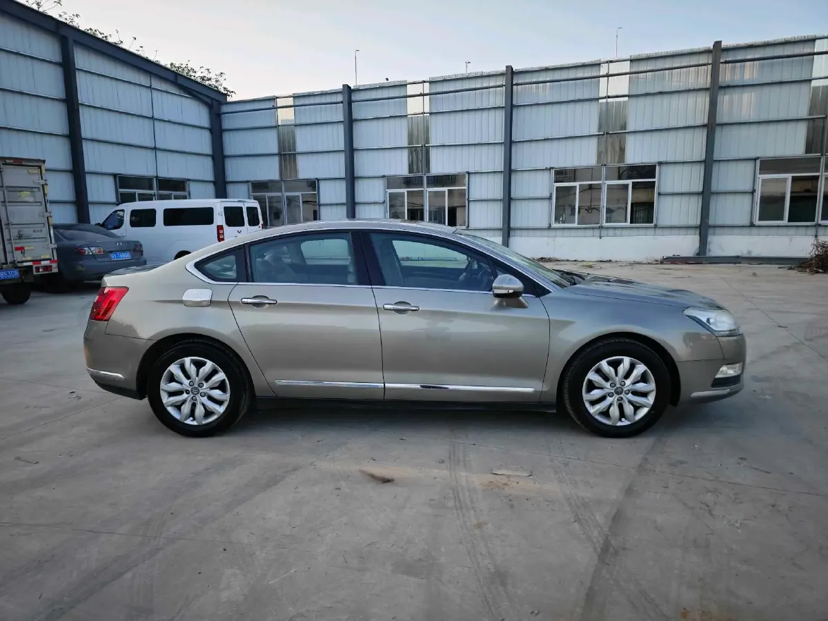 2014 Citroen C5 2.3L 171HP L4 6AT,autocango,china used car exporter,china ev exporter,chinese used car exporter,chinese used ev exporter