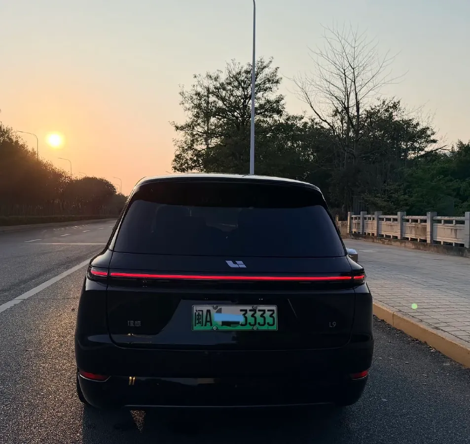 2022 Li L9 Range Extended 154HP REEV 42.6KWH,autocango,china used car exporter,china ev exporter,chinese used car exporter,chinese used ev exporter