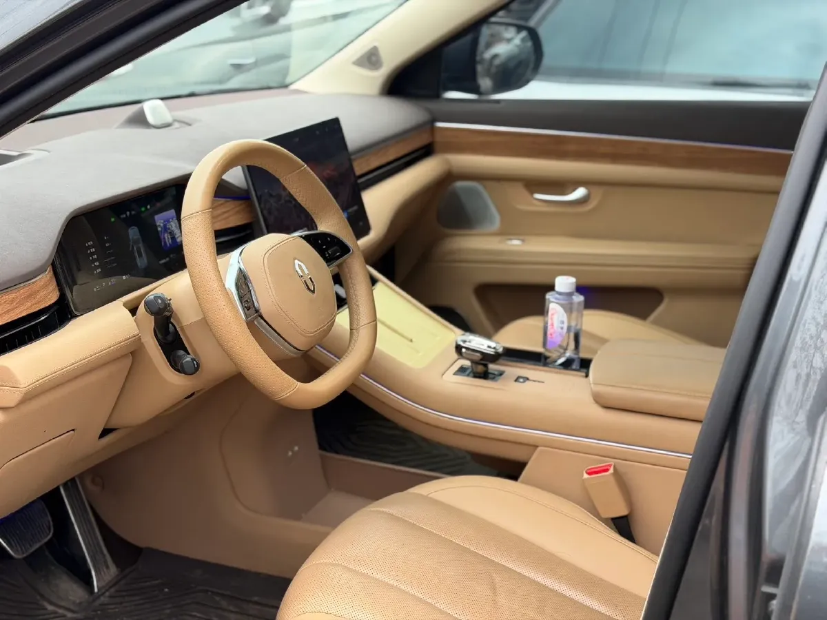 2024 AITO AITO M7 1.5T 152HP L4 REEV 40KWH,autocango,china used car exporter,china ev exporter,chinese used car exporter,chinese used ev exporter