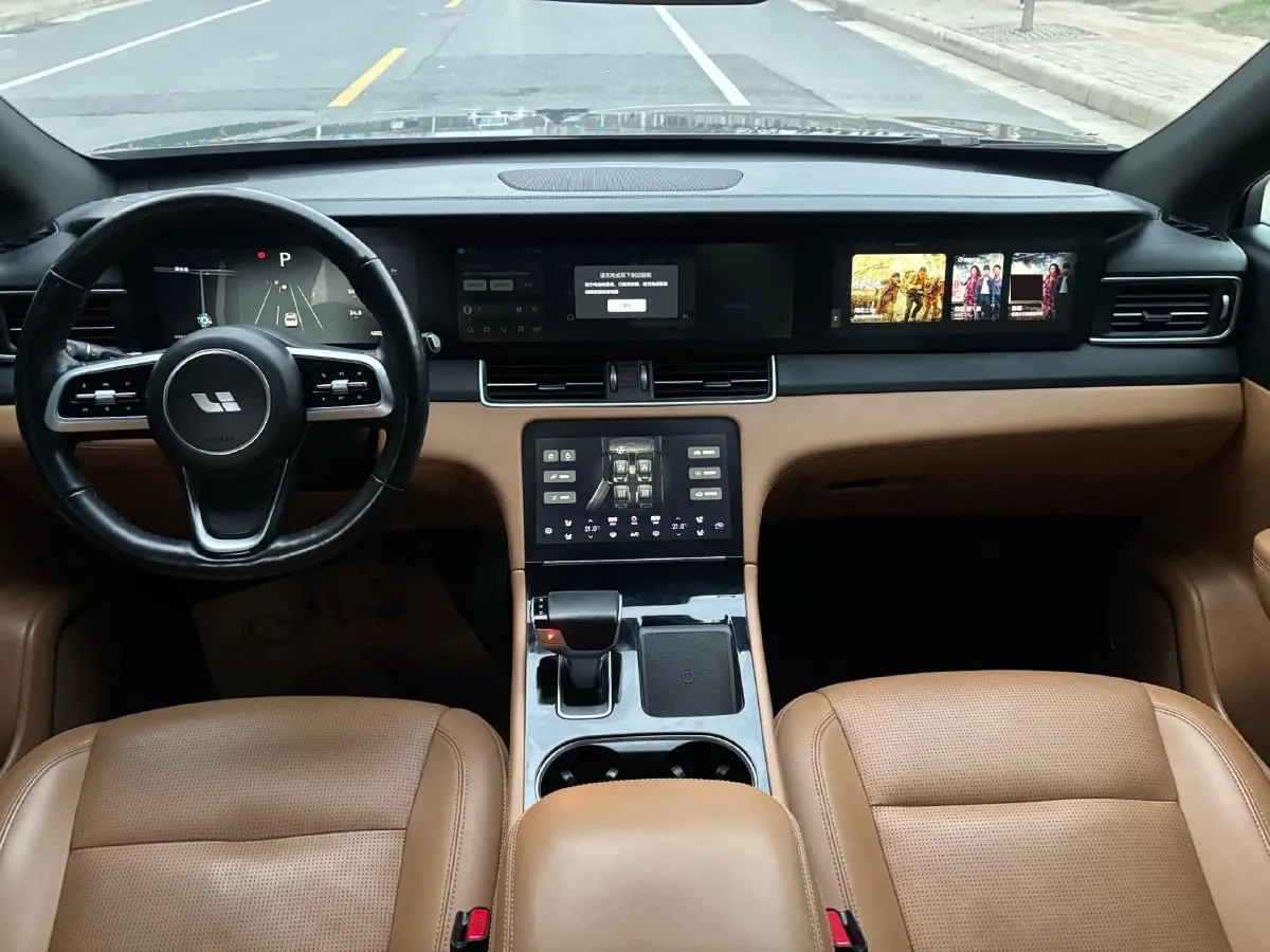 2021 Li ONE Range Extended 131HP REEV 40.5KWH,autocango,china used car exporter,china ev exporter,chinese used car exporter,chinese used ev exporter