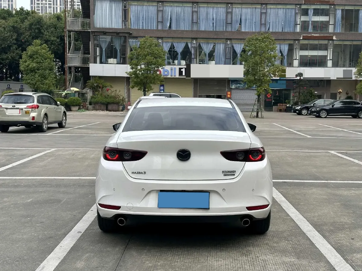 2022 Mazda 3 Axela 2.0L 158HP L4 6AT,autocango,china used car exporter,china ev exporter,chinese used car exporter,chinese used ev exporter