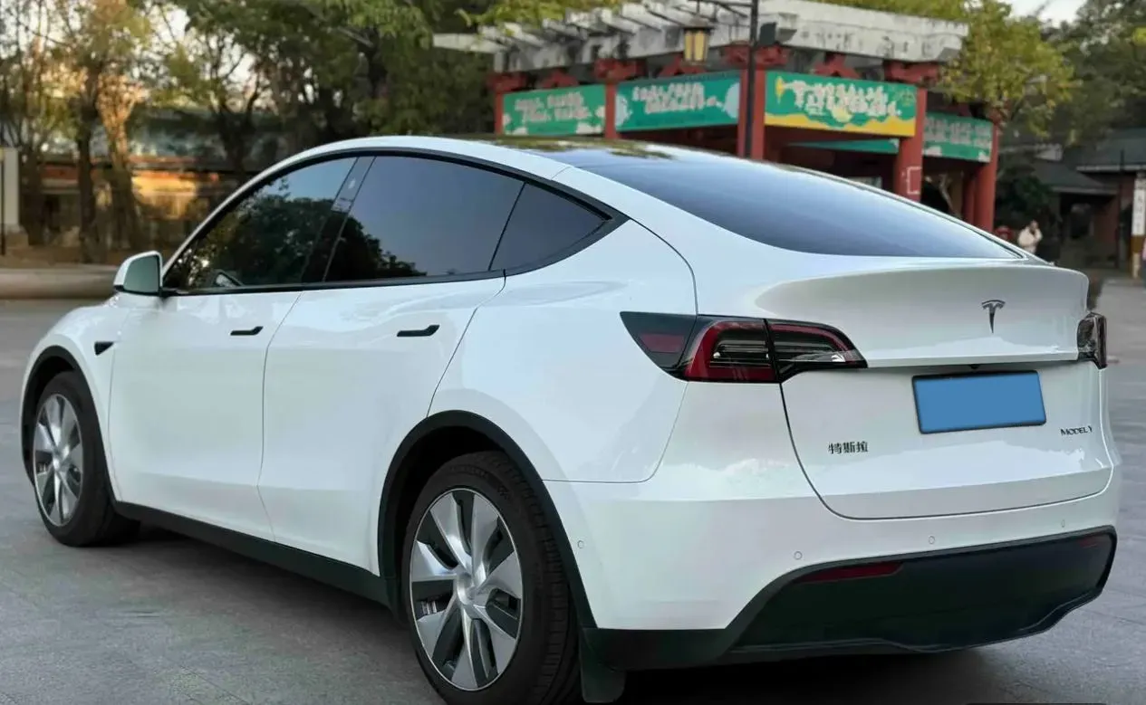 2021 MINI COUNTRYMAN 1.5T 136HP L3 8AT,autocango,china used car exporter,china ev exporter,chinese used car exporter,chinese used ev exporter