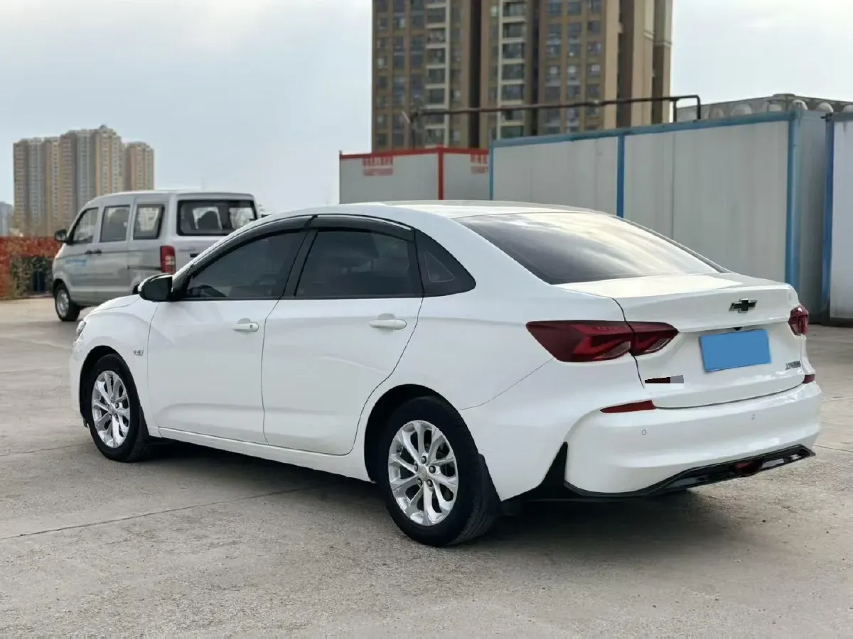 2023 Chevrolet Monza 1.5L 113HP L4 6DCT,autocango,china used car exporter,china ev exporter,chinese used car exporter,chinese used ev exporter