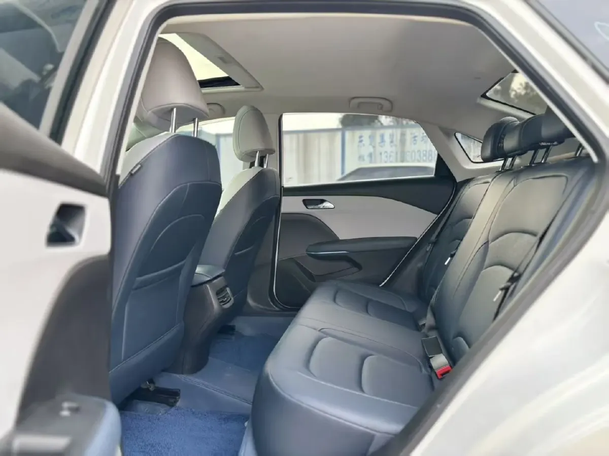 2023 Chevrolet Monza 1.5L 113HP L4 6DCT,autocango,china used car exporter,china ev exporter,chinese used car exporter,chinese used ev exporter