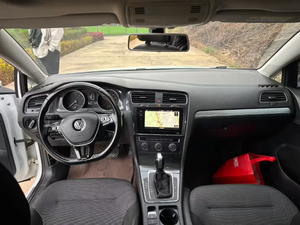 2020 Volkswagen Golf 1.4T 150HP L4 7DCT,autocango,china used car exporter,china ev exporter,chinese used car exporter,chinese used ev exporter