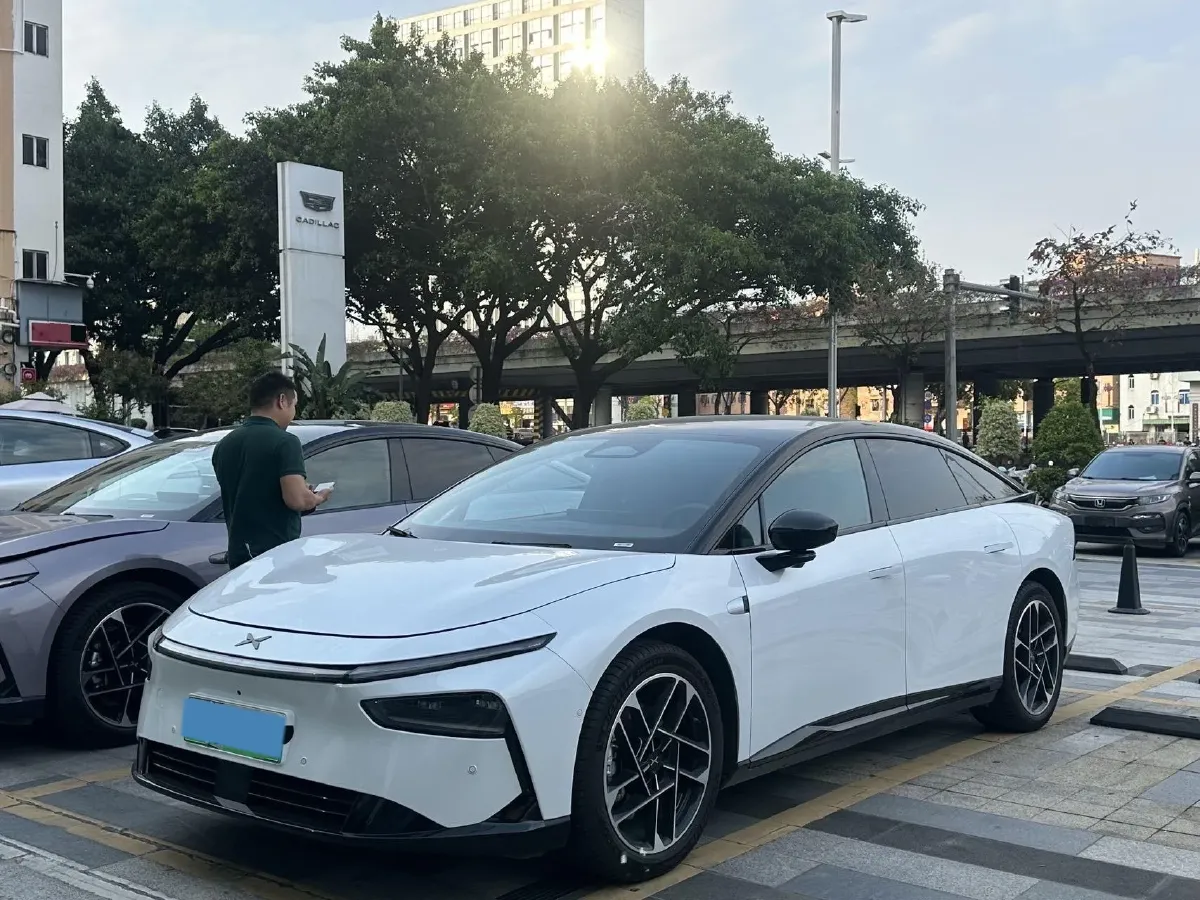 2024 Xpeng P7+ BEV 60.7KWH,autocango,china used car exporter,china ev exporter,chinese used car exporter,chinese used ev exporter