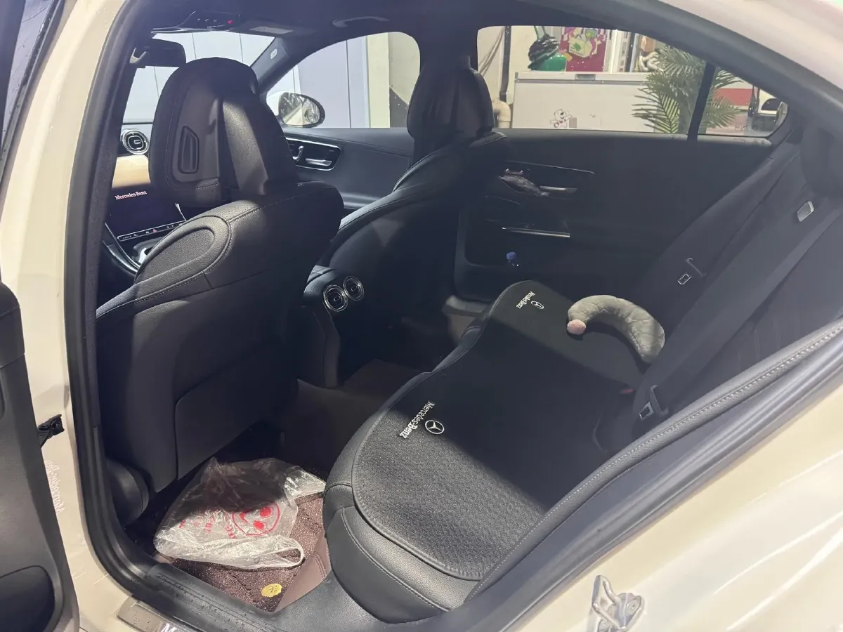 2023 Mercedes-Benz C Class 1.5T 204HP L4 9AT,autocango,china used car exporter,china ev exporter,chinese used car exporter,chinese used ev exporter