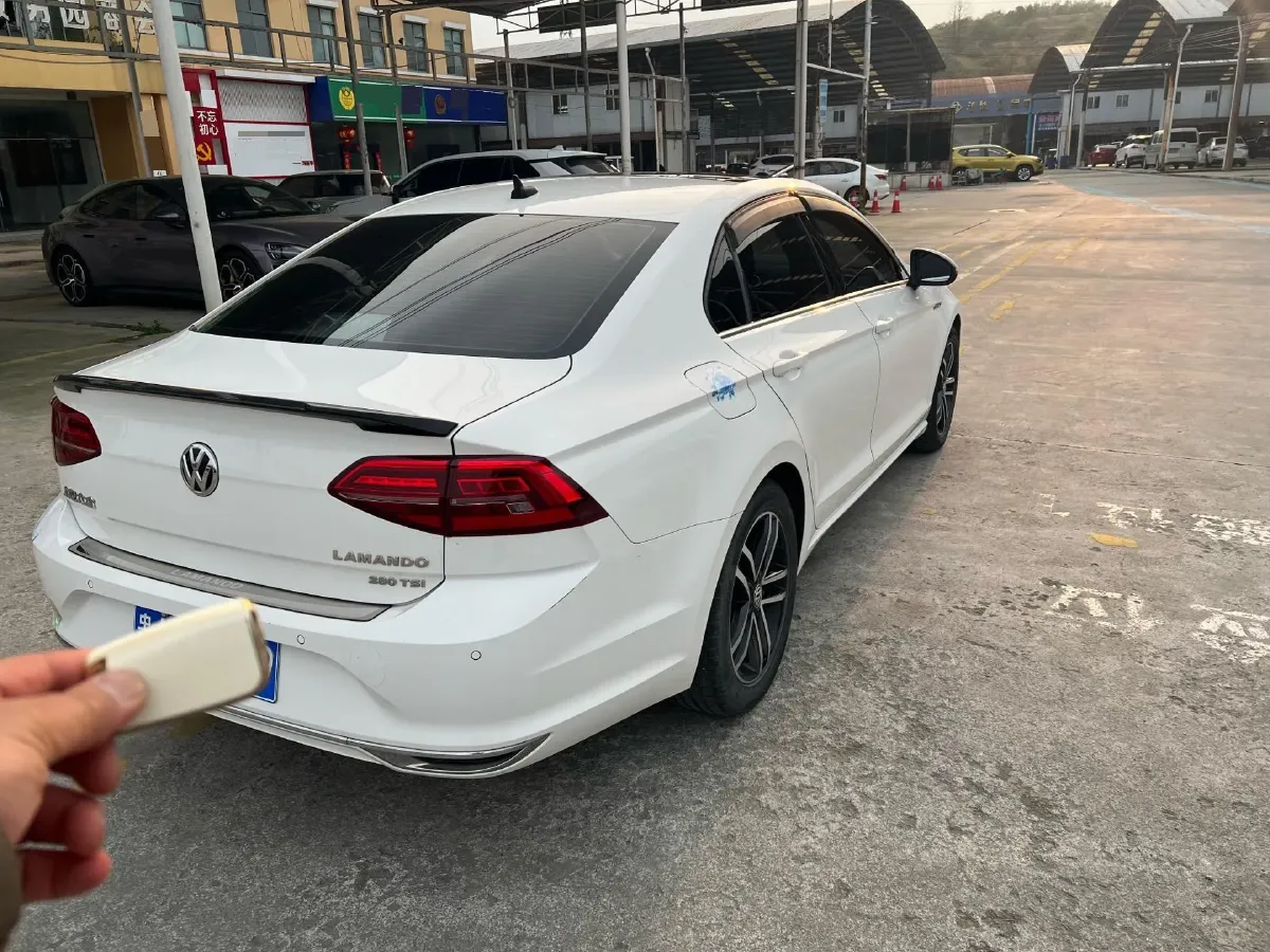 2021 Volkswagen Lamando 1.4T 150HP L4 7DCT,autocango,china used car exporter,china ev exporter,chinese used car exporter,chinese used ev exporter