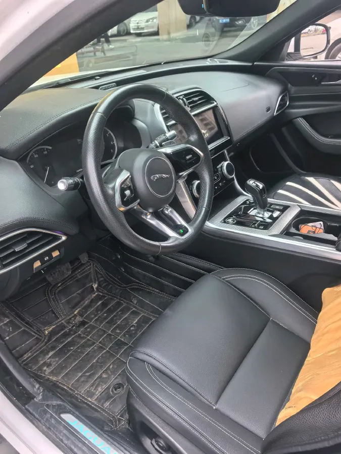 2020 Jaguar XEL 2.0T 200HP L4 8AT,autocango,china used car exporter,china ev exporter,chinese used car exporter,chinese used ev exporter
