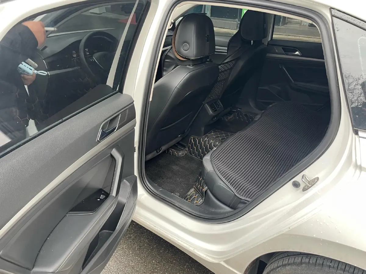 2021 Volkswagen Lavida 1.4T 150HP L4 7DCT,autocango,china used car exporter,china ev exporter,chinese used car exporter,chinese used ev exporter