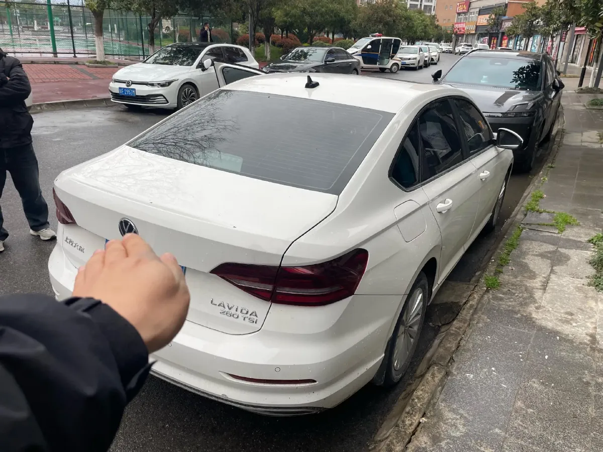 2021 Volkswagen Lavida 1.4T 150HP L4 7DCT,autocango,china used car exporter,china ev exporter,chinese used car exporter,chinese used ev exporter