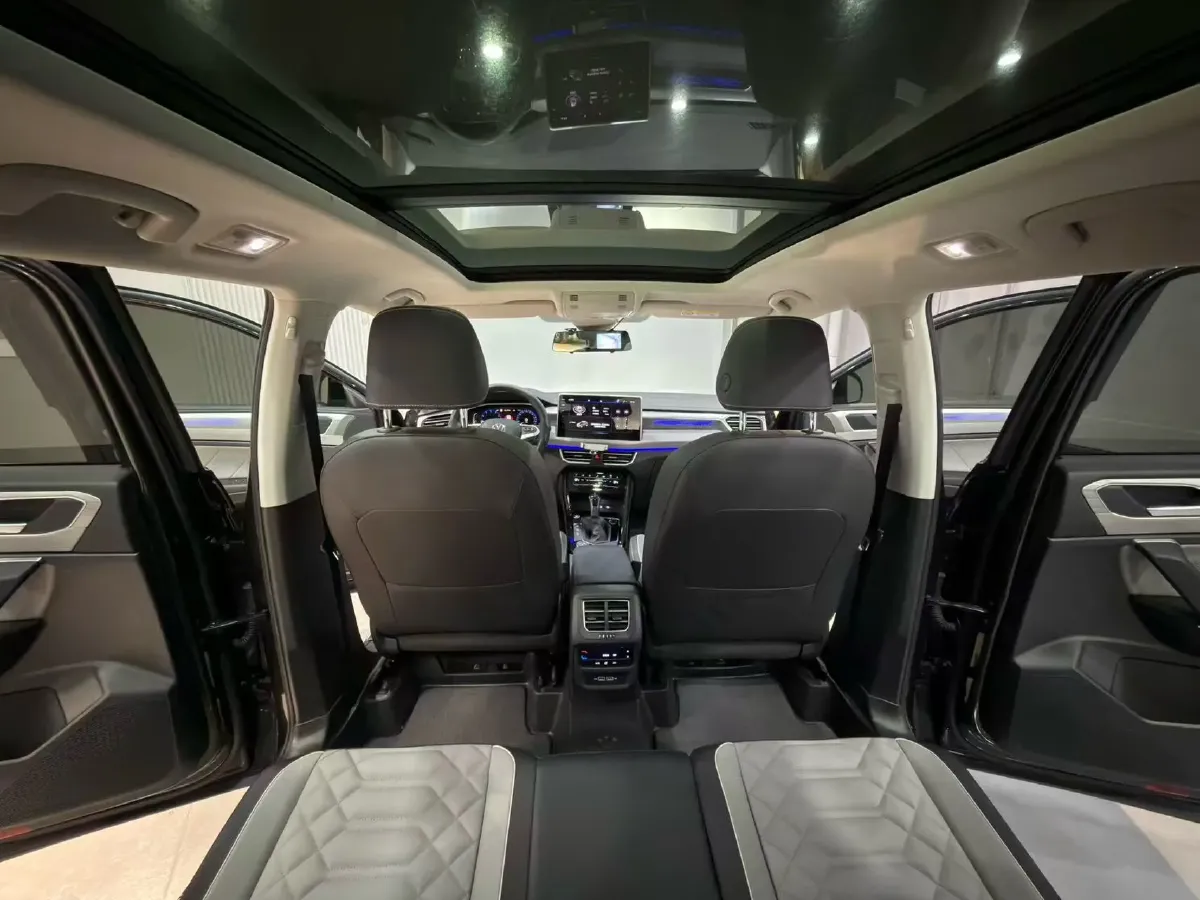 2023 Volkswagen Tayron 2.0T 220HP L4 7DCT,autocango,china used car exporter,china ev exporter,chinese used car exporter,chinese used ev exporter