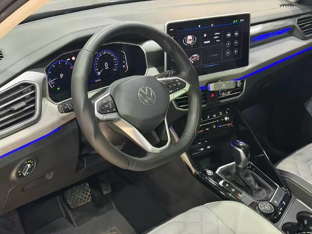 2023 Volkswagen Tayron 2.0T 220HP L4 7DCT,autocango,china used car exporter,china ev exporter,chinese used car exporter,chinese used ev exporter