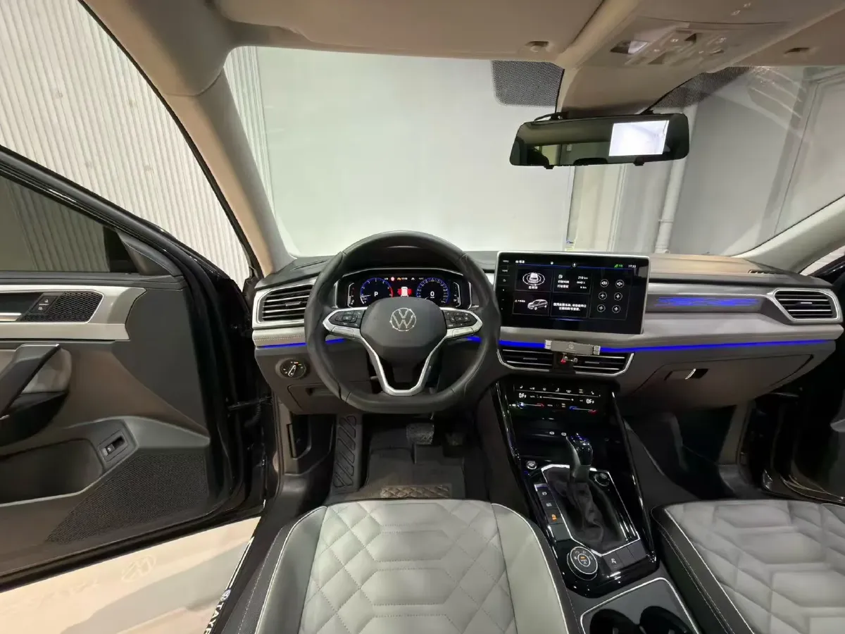 2023 Volkswagen Tayron 2.0T 220HP L4 7DCT,autocango,china used car exporter,china ev exporter,chinese used car exporter,chinese used ev exporter