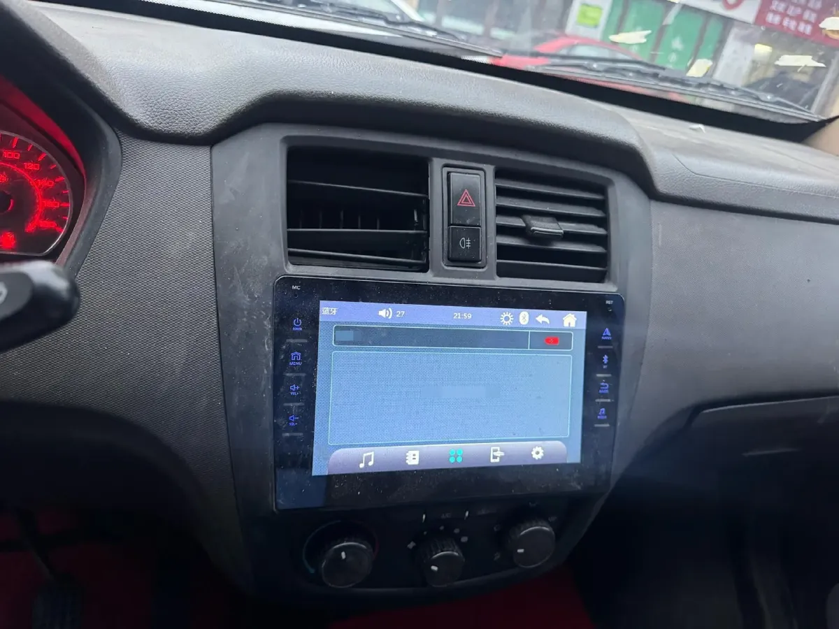 2022 WuLing RongGuang S 1.2L 76HP L4 5MT,autocango,china used car exporter,china ev exporter,chinese used car exporter,chinese used ev exporter