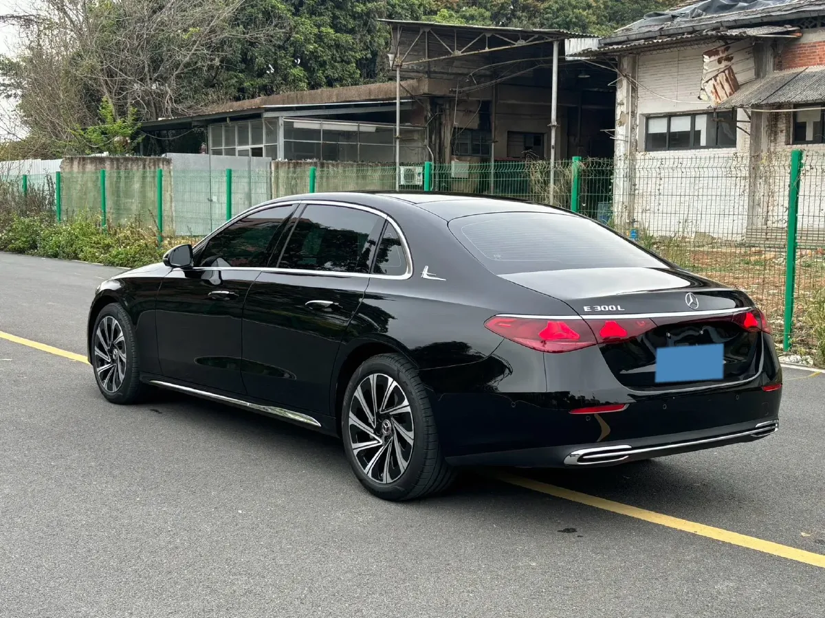 2024 Mercedes-Benz E Class 2.0T 258HP L4 9AT,autocango,china used car exporter,china ev exporter,chinese used car exporter,chinese used ev exporter