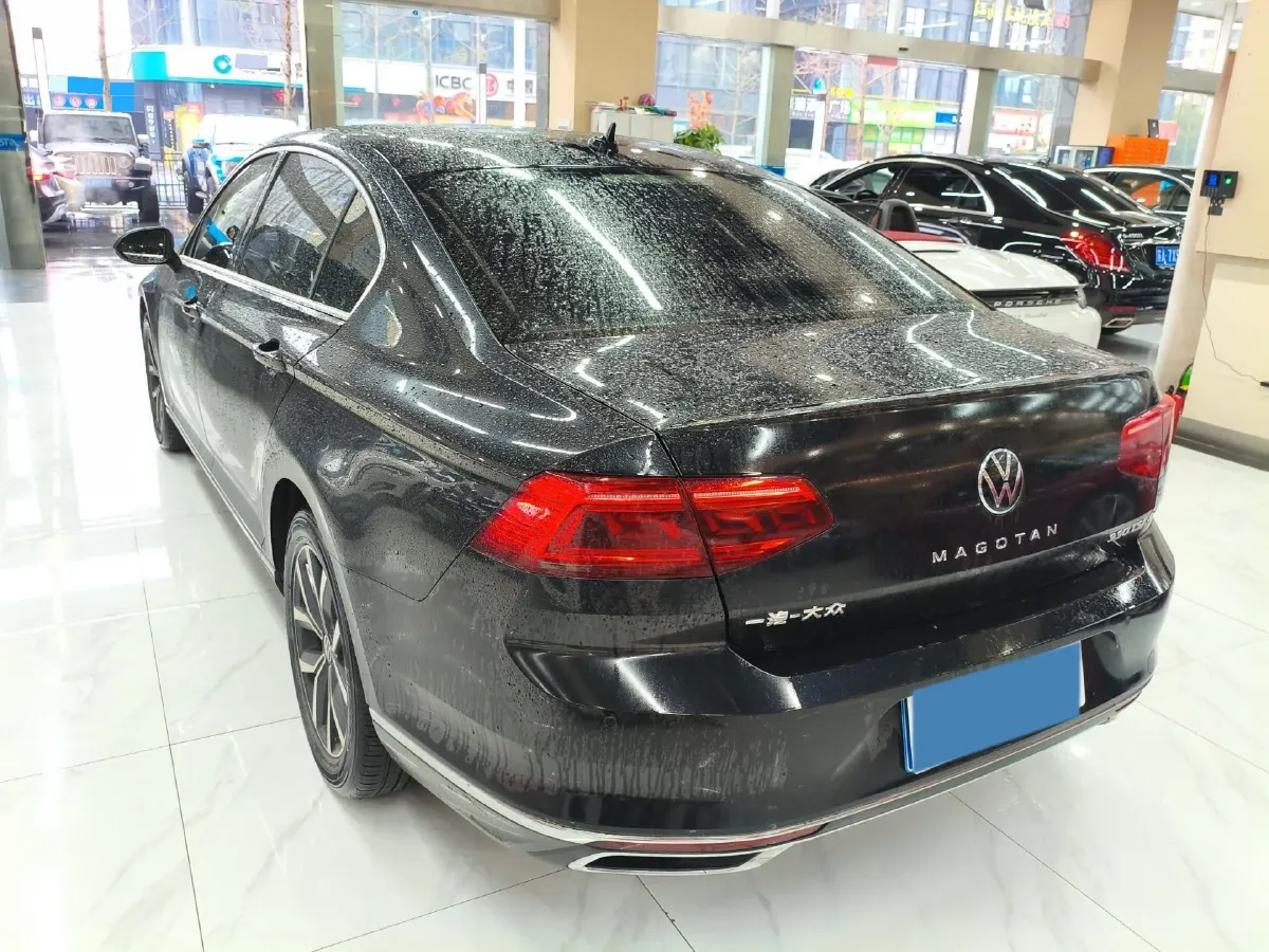 2020 Volkswagen Magotan 2.0T 186HP L4 7DCT,autocango,china used car exporter,china ev exporter,chinese used car exporter,chinese used ev exporter