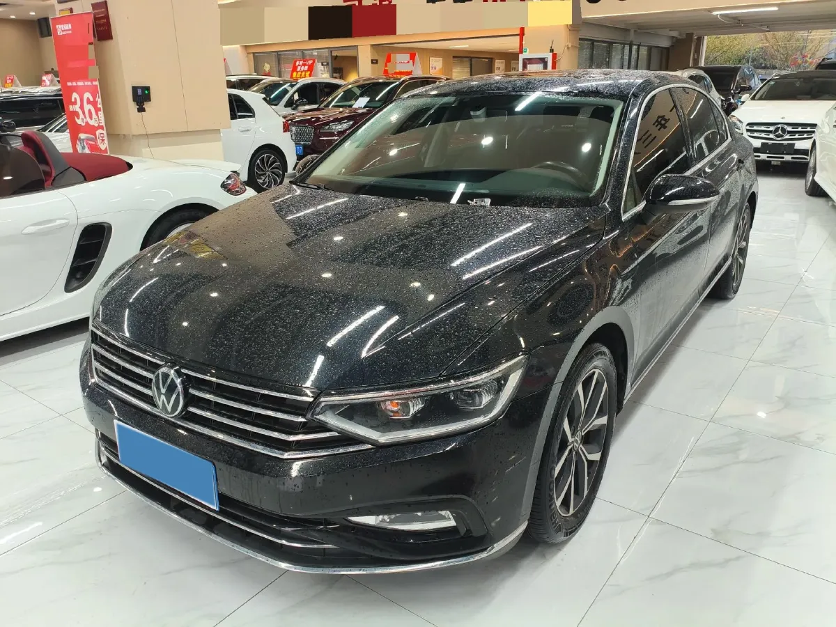 2020 Volkswagen Magotan 2.0T 186HP L4 7DCT,autocango,china used car exporter,china ev exporter,chinese used car exporter,chinese used ev exporter