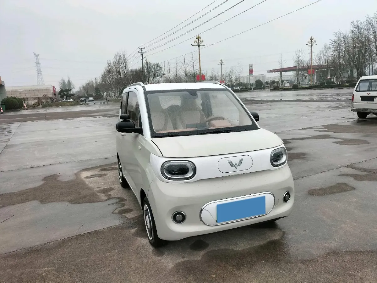 2022 WuLing HongGuang MINI EV BEV 9KWH,autocango,china used car exporter,china ev exporter,chinese used car exporter,chinese used ev exporter