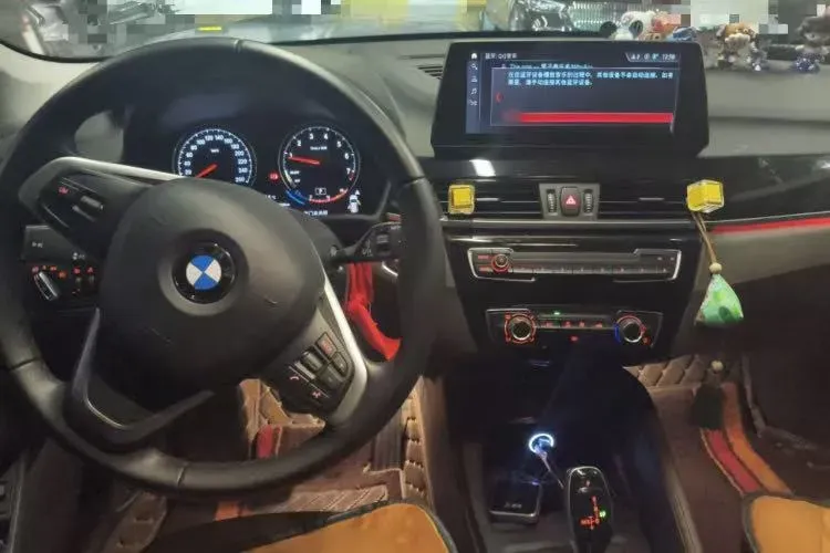 2022 BMW X1 1.5T 140HP L3 7DCT,autocango,china used car exporter,china ev exporter,chinese used car exporter,chinese used ev exporter