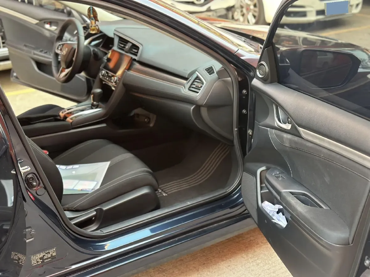2019 Honda Civic 1.5T 177HP L4 CVT,autocango,china used car exporter,china ev exporter,chinese used car exporter,chinese used ev exporter