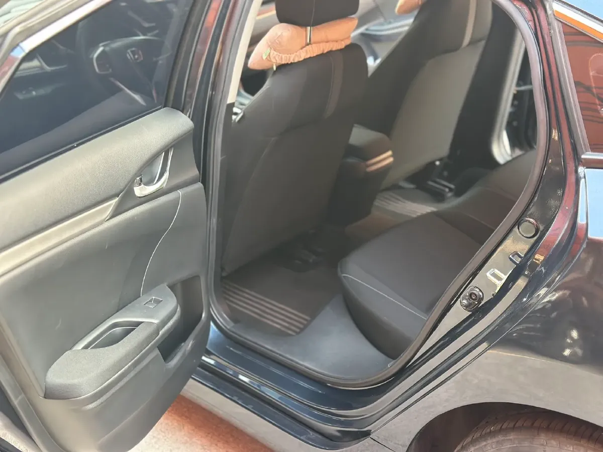 2019 Honda Civic 1.5T 177HP L4 CVT,autocango,china used car exporter,china ev exporter,chinese used car exporter,chinese used ev exporter