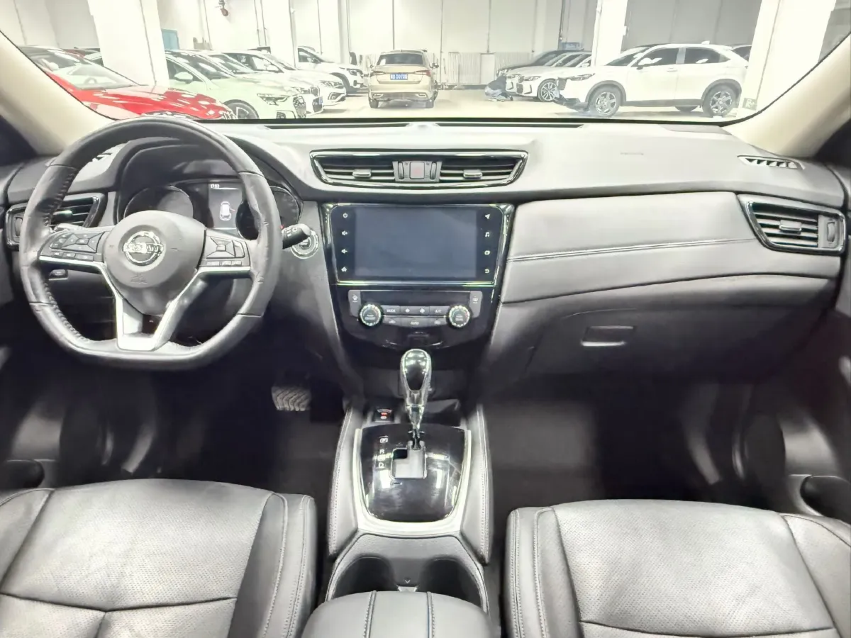 2022 Nissan X-Trail 2.0L 151HP L4 CVT,autocango,china used car exporter,china ev exporter,chinese used car exporter,chinese used ev exporter