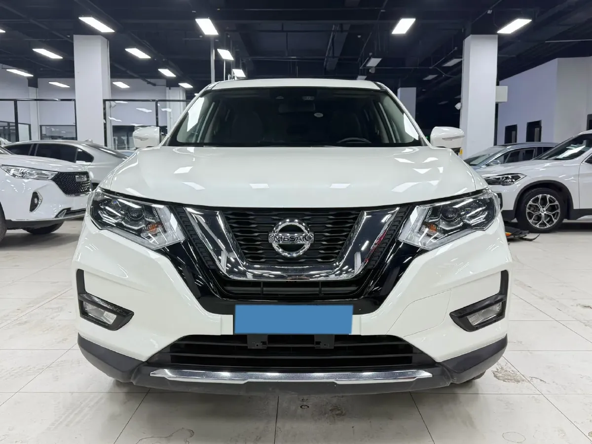2022 Nissan X-Trail 2.0L 151HP L4 CVT,autocango,china used car exporter,china ev exporter,chinese used car exporter,chinese used ev exporter