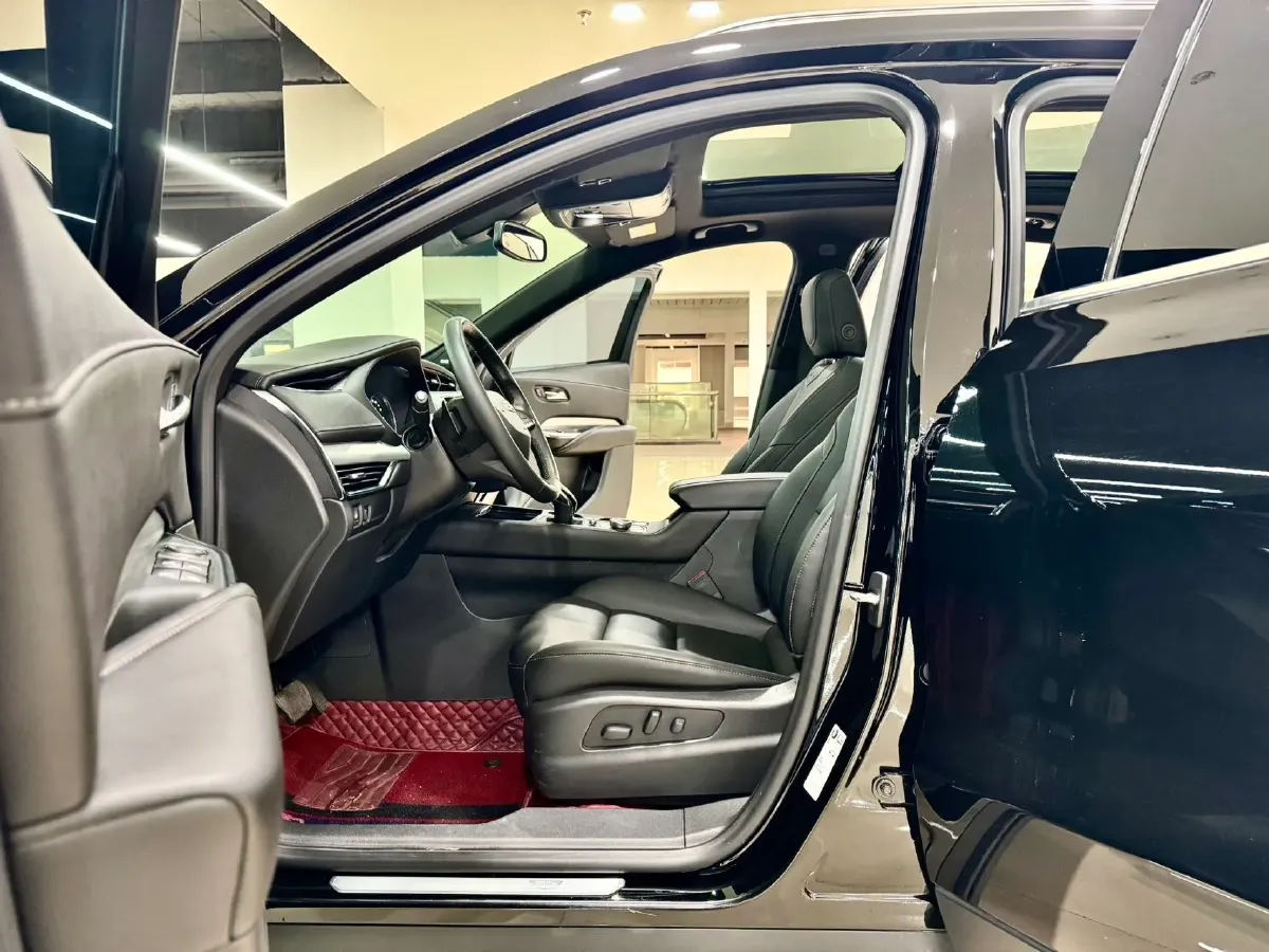 2021 Cadillac XT4 2.0T 237HP L4 9AT,autocango,china used car exporter,china ev exporter,chinese used car exporter,chinese used ev exporter