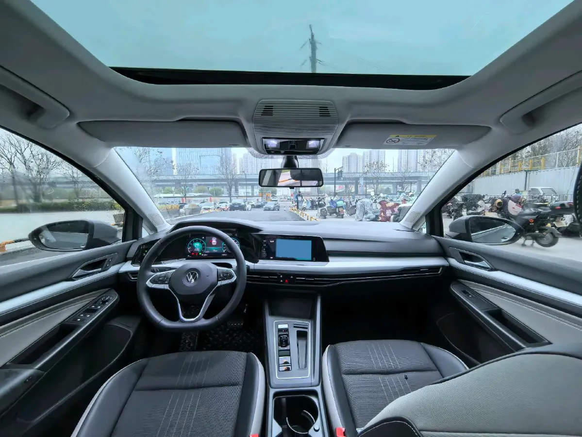 2021 Volkswagen Golf 1.4T 150HP L4 7DCT,autocango,china used car exporter,china ev exporter,chinese used car exporter,chinese used ev exporter