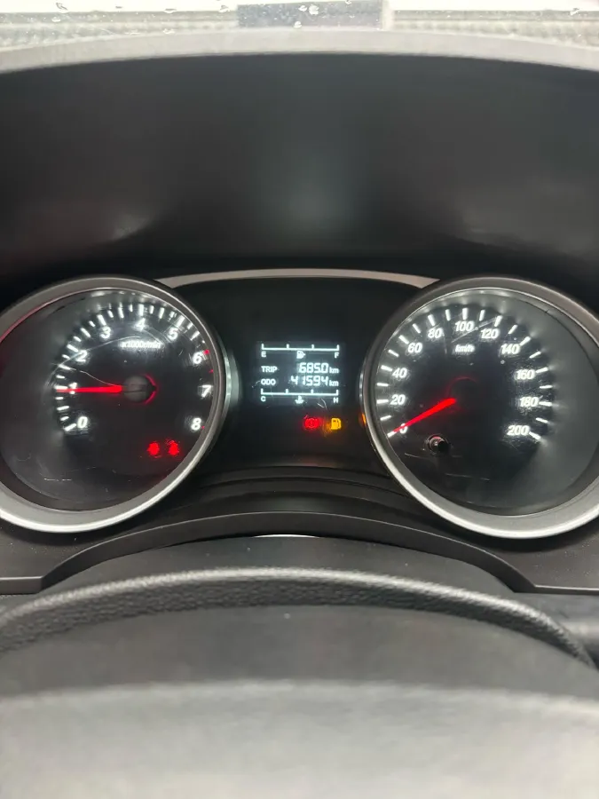 2021 WuLing HongGuang 1.5L 99HP L4 6MT,autocango,china used car exporter,china ev exporter,chinese used car exporter,chinese used ev exporter