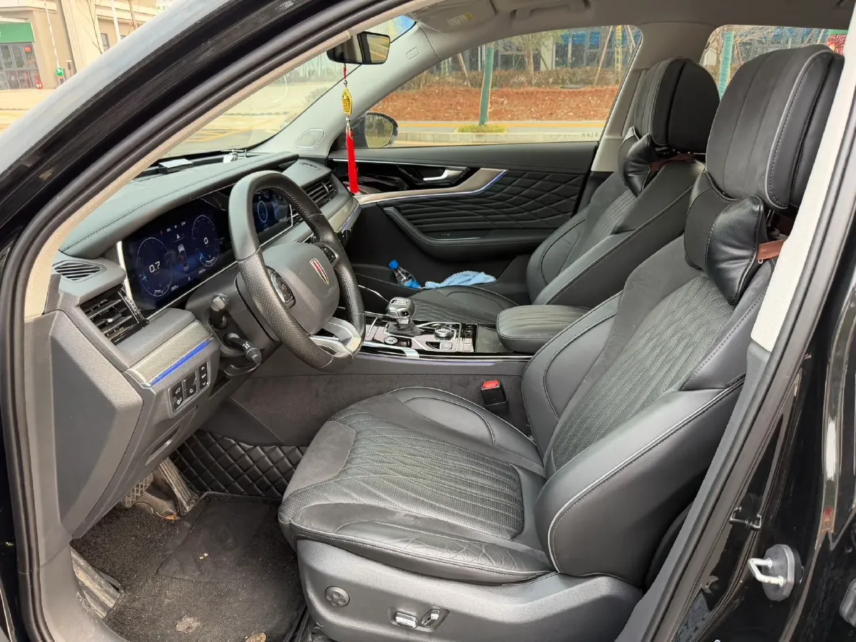 2022 HongQi HS5 2.0T 224HP L4 6AT,autocango,china used car exporter,china ev exporter,chinese used car exporter,chinese used ev exporter