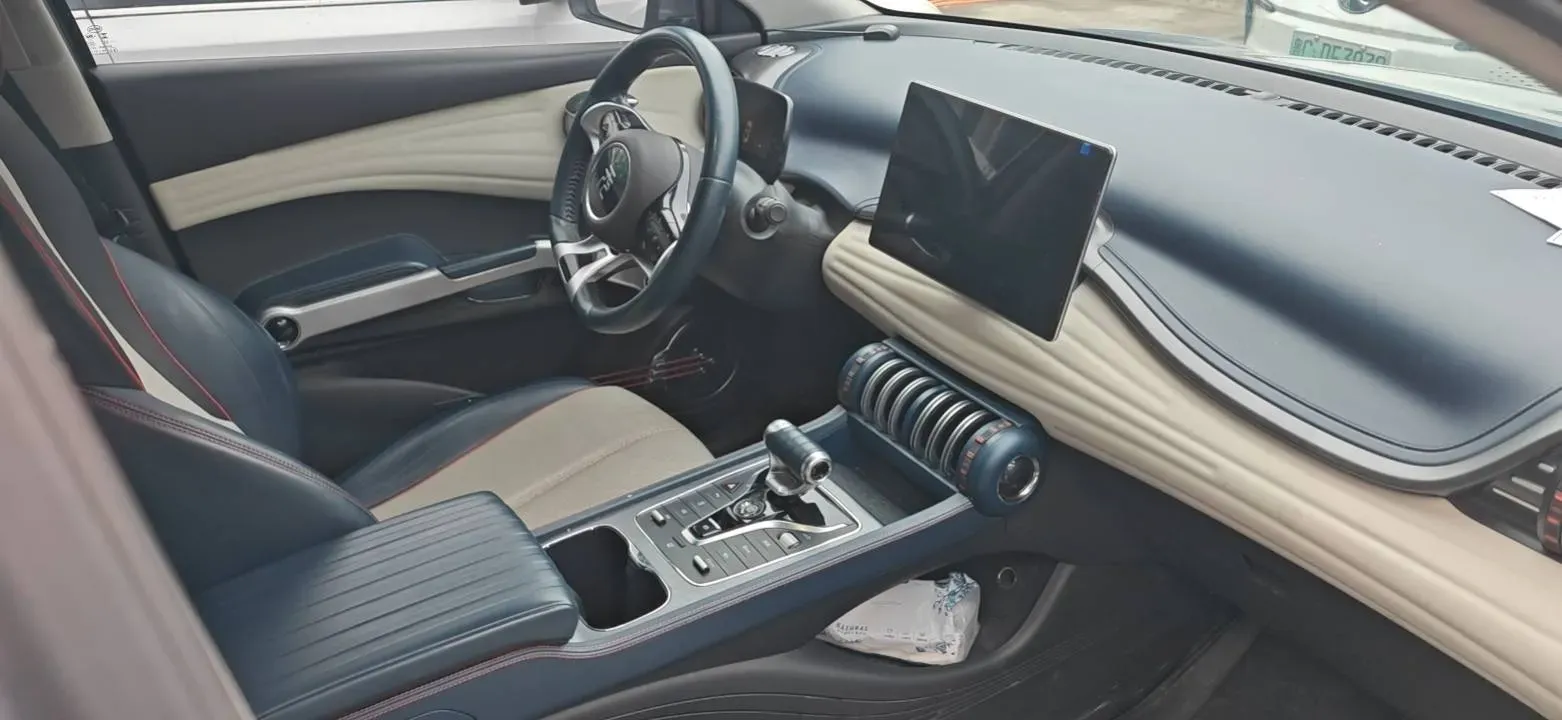 2022 Hycan Z03 BEV 64.23KWH,autocango,china used car exporter,china ev exporter,chinese used car exporter,chinese used ev exporter